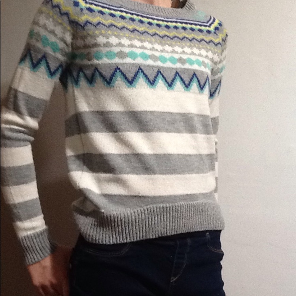 Knit Sweater ADORABLE